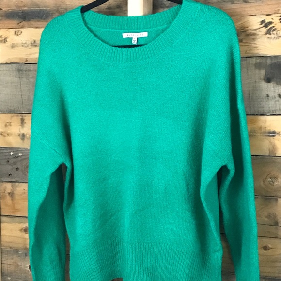 Angel Kiss Sweaters - Angel Kiss Size Large Green Sweater super cozy!
